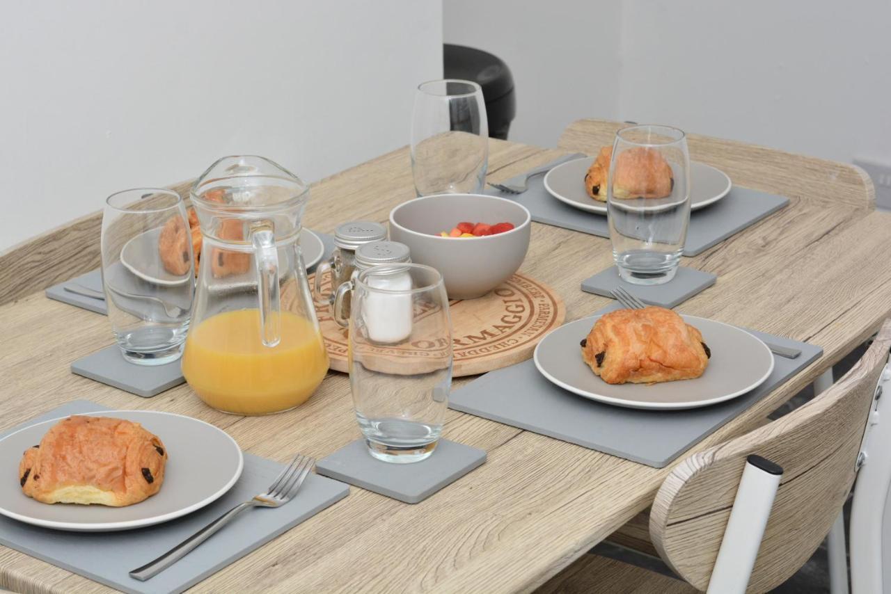 Spacious And Homely 2 Bedroom Flat - Suitelivin Gateshead Zewnętrze zdjęcie
