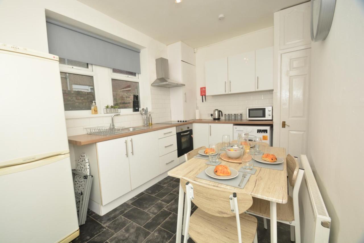Spacious And Homely 2 Bedroom Flat - Suitelivin Gateshead Zewnętrze zdjęcie