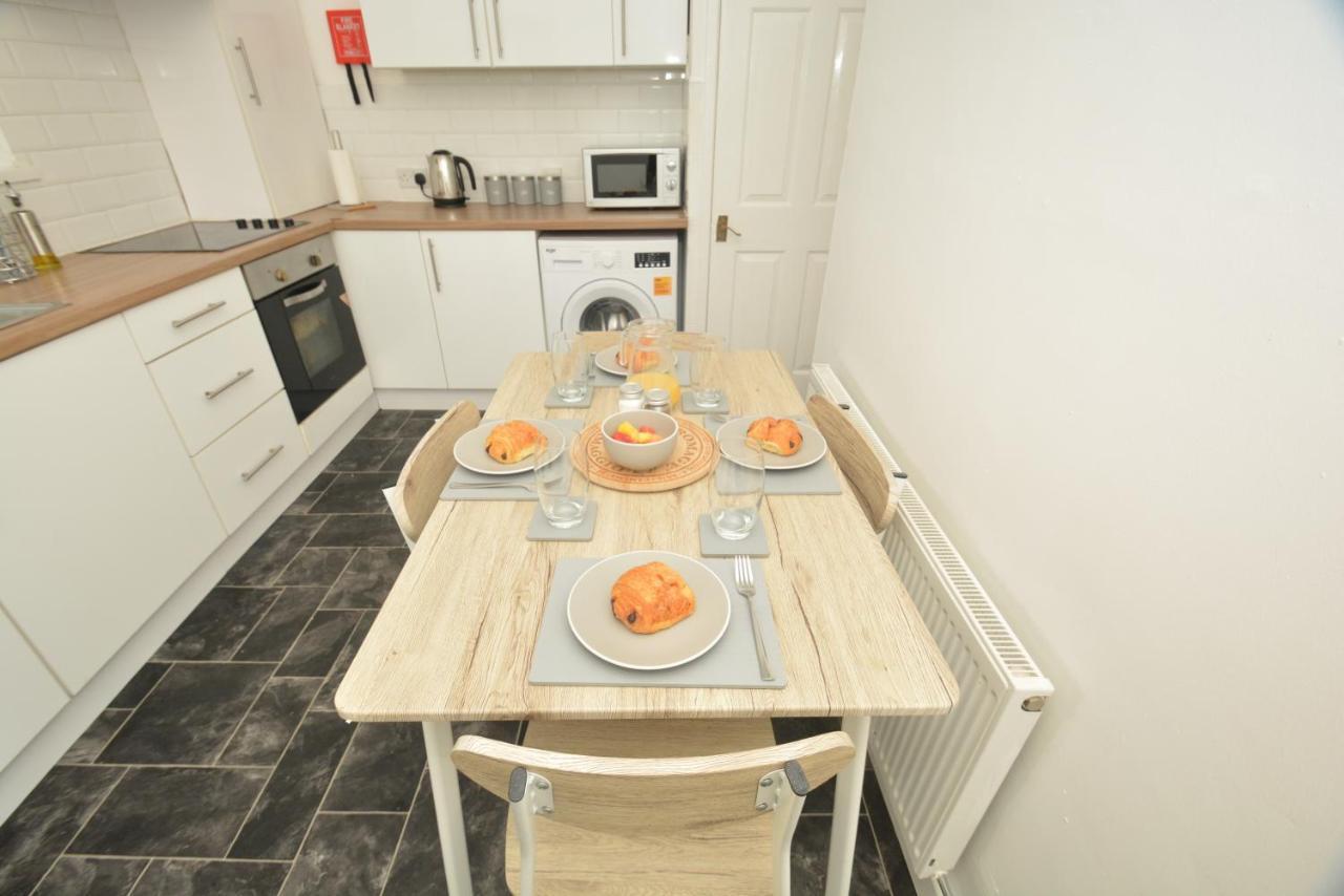 Spacious And Homely 2 Bedroom Flat - Suitelivin Gateshead Zewnętrze zdjęcie