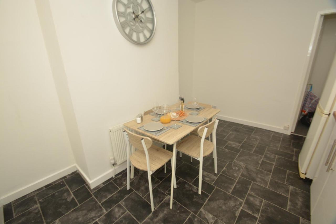 Spacious And Homely 2 Bedroom Flat - Suitelivin Gateshead Zewnętrze zdjęcie